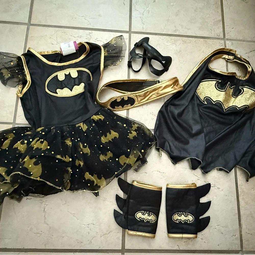 Girl’s batgirl costume size XS Rubie’s brand - Picture 2 of 6